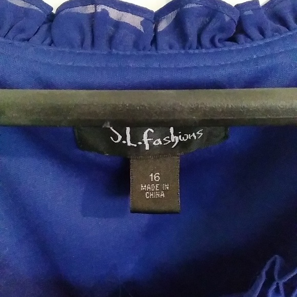 Dress, cocktail, sleeveless. - Picture 3 of 4